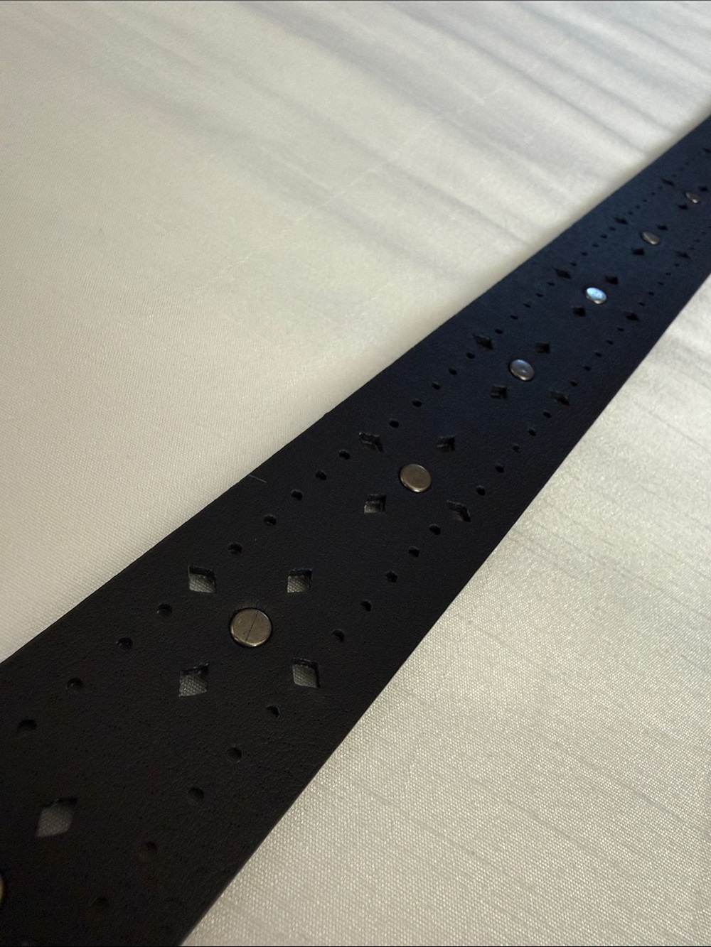 Faded Glory Black Leather Belt with Turquoise Accents - Picture 9 of 10